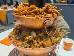 -锅立方•炭火蛙锅(六合万达广场店)