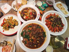 -叶派龙虾•招牌香辣蟹·海鲜(中海国际店)