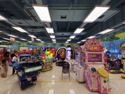 -莫莉幻想儿童乐园(郑州丹尼斯三天地店)