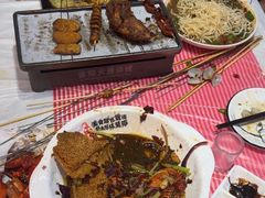 -金陵大勇烧烤·小龙虾·海鲜大咖(竹山路店)