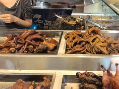 -老鼎万春卤菜(五代传承创始老店)