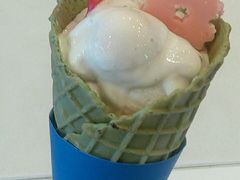 栗子抹茶巴旦木华夫筒-Dariy Queen