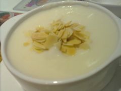 川贝杏仁露-糖糖屋•糖水•雪花冰店(时尚天河店)