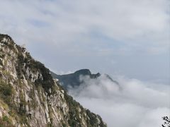 -三叠泉瀑布