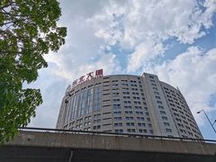 -东北大厦酒店(沈阳北站青年大街店)