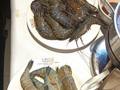 -领鲜活海鲜榴莲自助火锅(东门店)