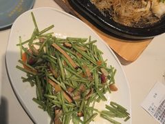 -老周家酱卤猪蹄私房菜(克拉玛依西街店)