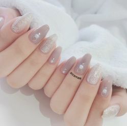 -夏花美甲美睫
