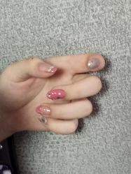 -进巍美甲美睫店