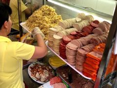 -Bánh Mì Huynh Hoa