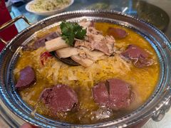 -靠山屯东北农家菜(八龙桥雅苑店)