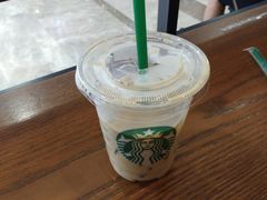 -星巴克(杭州西湖银泰1F店)