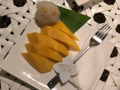 -Let’s Relax Spa(Terminal 21 Asok)