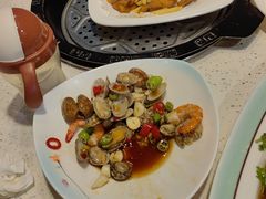 -巧克力渔家.小船海鲜胶东菜(万平口店)