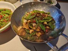 -湘鼎盛·大厨鲜炒湖南味(高新银泰店)