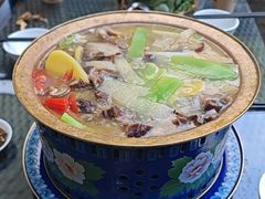 -华冠悠岚·庭院餐厅(青城后山店)