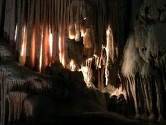 -波斯托伊纳溶洞