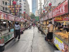 -正宁路小吃夜市