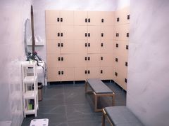 -龙格亲子游泳·水育早教运动中心(绿城店)