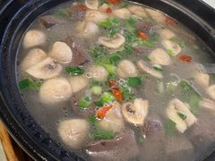 蘑菇-金典银峰老鹅馆·昆山菜(亭林公园店)