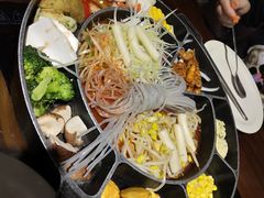 牛牛鱿鱿-火炉火自助餐(枫蓝国际店)