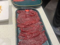 -牛村来人潮汕牛肉火锅(西单店)