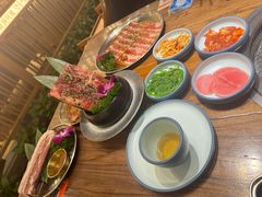 -明洞阿姨·韩式酱蟹烤肉·创意料理(三元桥店)