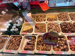 -绝味鸭脖(龙阳路生活广场店)