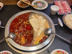 -沸炉重庆老火锅(军事博物馆店)