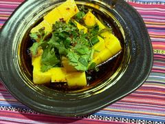 -香巴拉云南餐厅(华莱坞店)