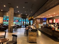 大堂-星巴克(东莞莞城万科中心店)
