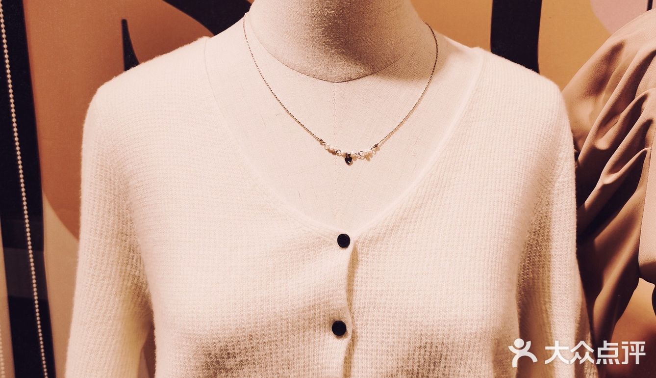 同事收藏了很久的店铺，还加了他们家上新群