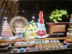 -雍容荟帝王蟹活龙虾展台自助(IFS黑金店)