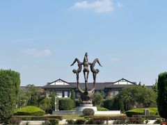 -吴桥杂技大世界