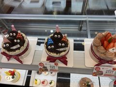 -花花卷卷·鲜食蛋糕(静安久光百货店)