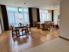 -长白山万达锦华套房酒店