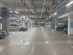 -经纬汇-停车场