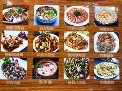 -覃记海鲜美食餐厅