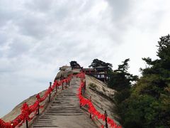 -华山御温泉度假村