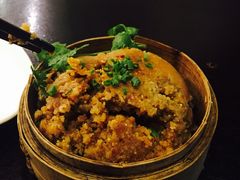 -河畔春天时尚餐厅