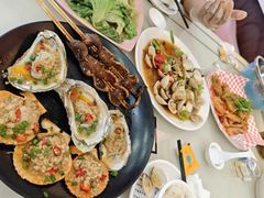 -覃记海鲜美食餐厅