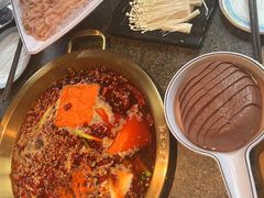 -小天鹅火锅·一线江景洪鼎旗舰店(洪崖洞店)