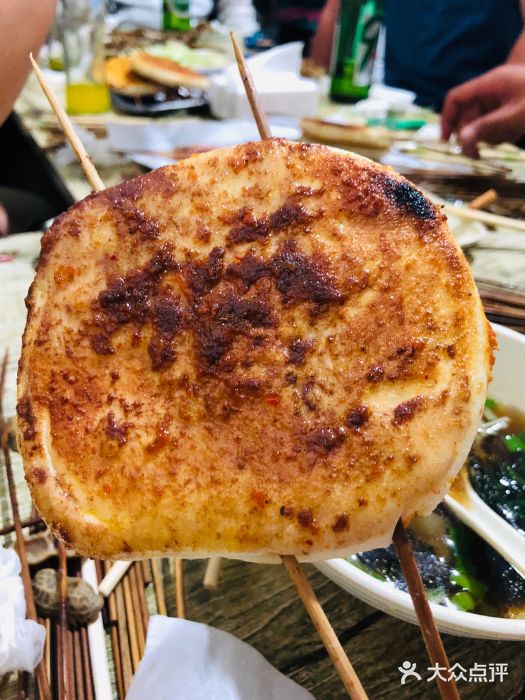小红桶烧烤(烟台芝罘医院总店)二皮脸火烧图片