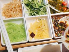 -野山舂·贵州现舂酸汤牛肉(民生路店)