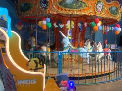 -探奇乐园蹦床公园(日月广场店)