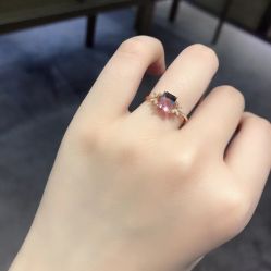 -威德钻石-克拉钻大本营(南京东路店)