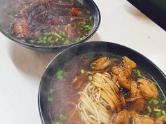 -小龙大肉面馆