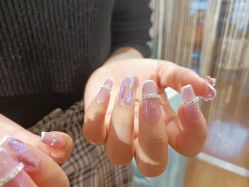 -槿里日式美甲工作室