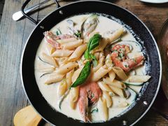 -SISTERS BAR RESTAURANT川意酒馆(嘉善老市H楼店)
