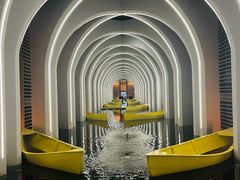 -涨巢·潮玩水疗局